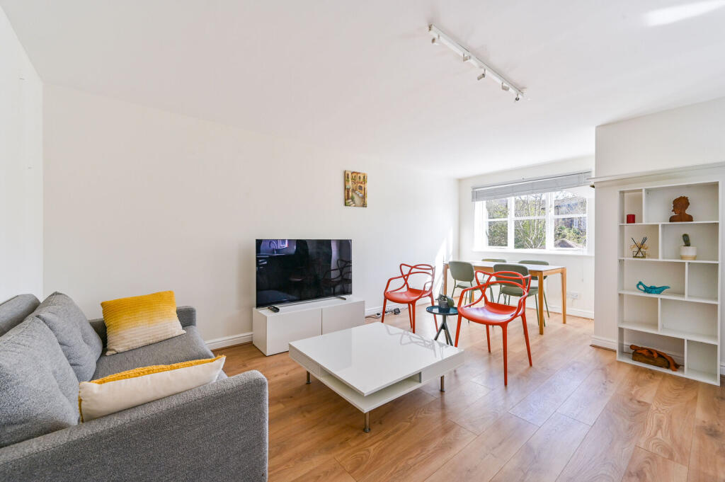 Apartment in London - View 4