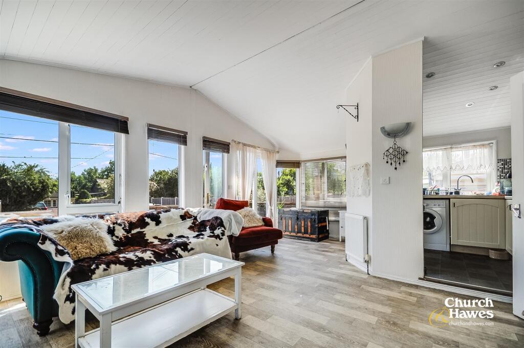 House in Maldon, Althorne - View 2
