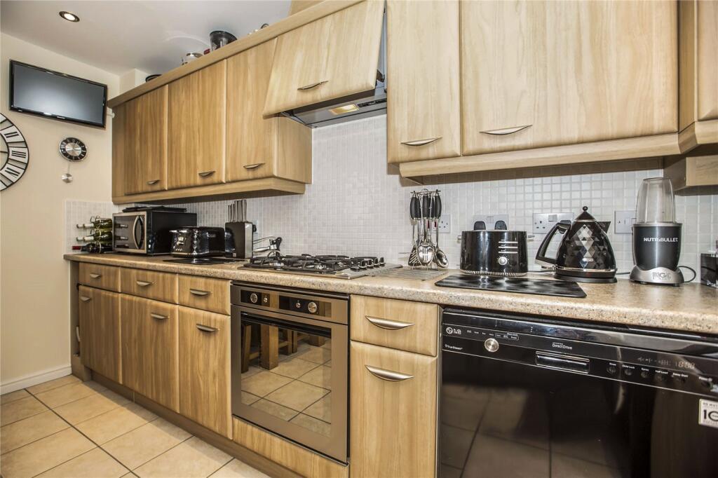 Main image of property: Swan Meadow, Warwick, Warwickshire, CV34