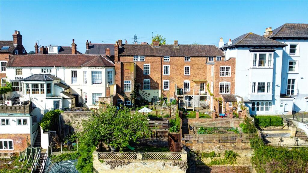 Main image of property: Henwick Road, Worcester, Worcestershire, WR2