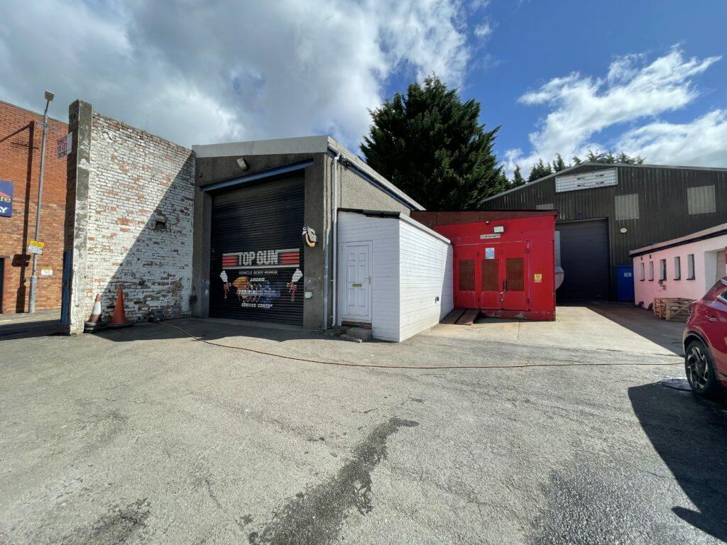 Main image of property: 3 Callon Street, Airdrie, ML6 6BW