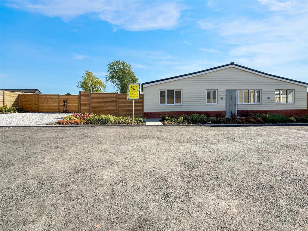 Main image of property: Lower Burnham Road, Latchingdon, Chelmsford