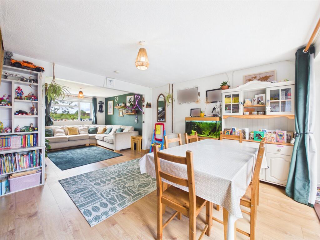 House in Gloucester, Kingsway, Quedgeley - View 5