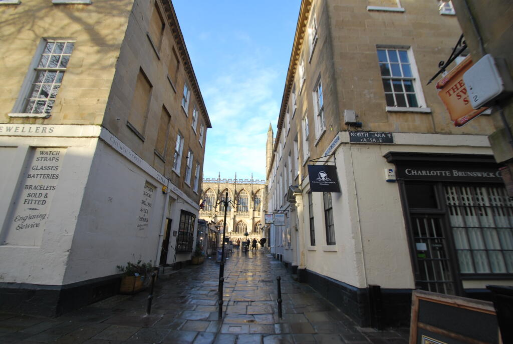 Apartment in Bath - View 3