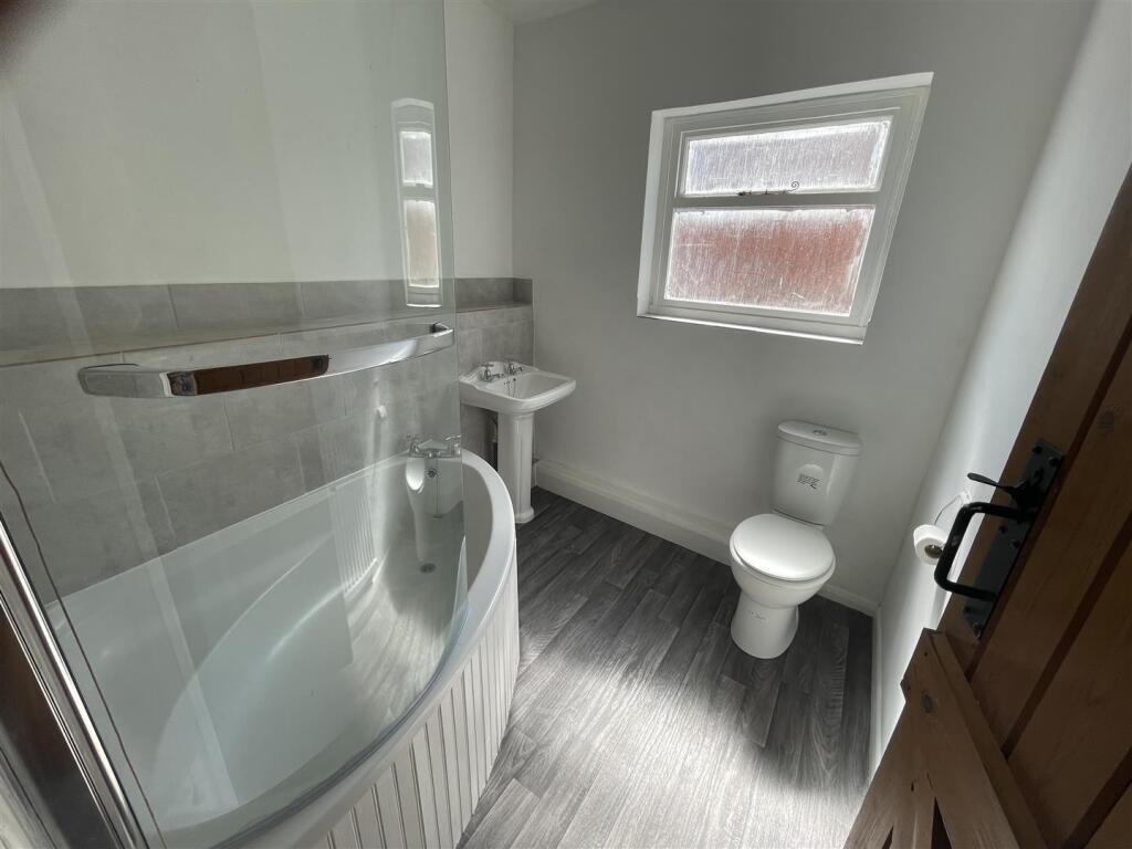 House in Northampton - View 4