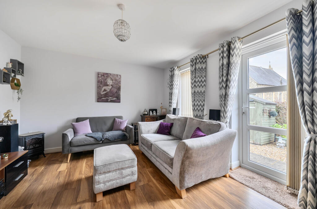 House in Warminster, Wiltshire - View 3