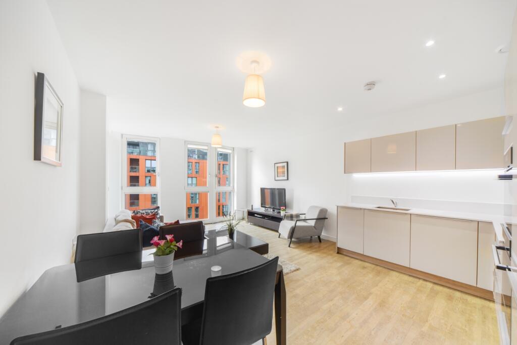 Apartment in London, Enderby Wharf, East Greenwich - View 5