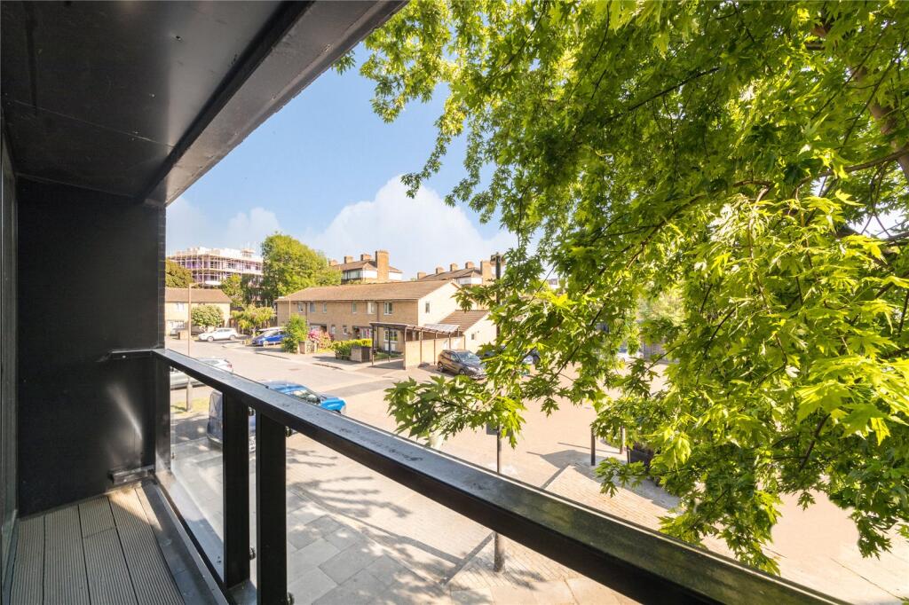 Apartment in London - View 2