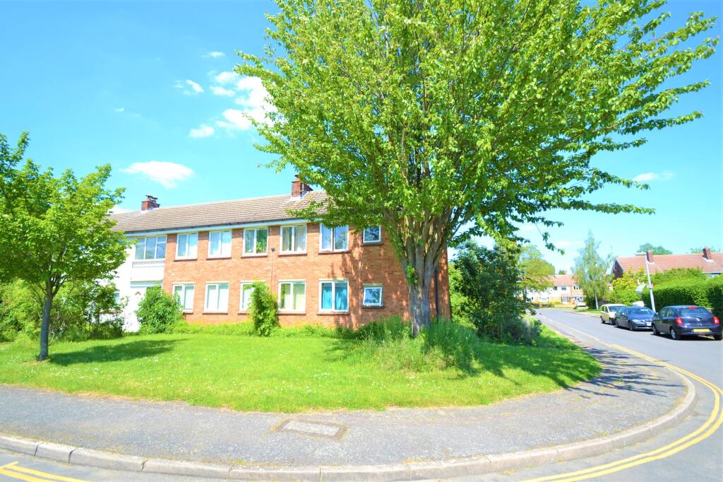 Main image of property: Harding Way, Cambridge, CB4