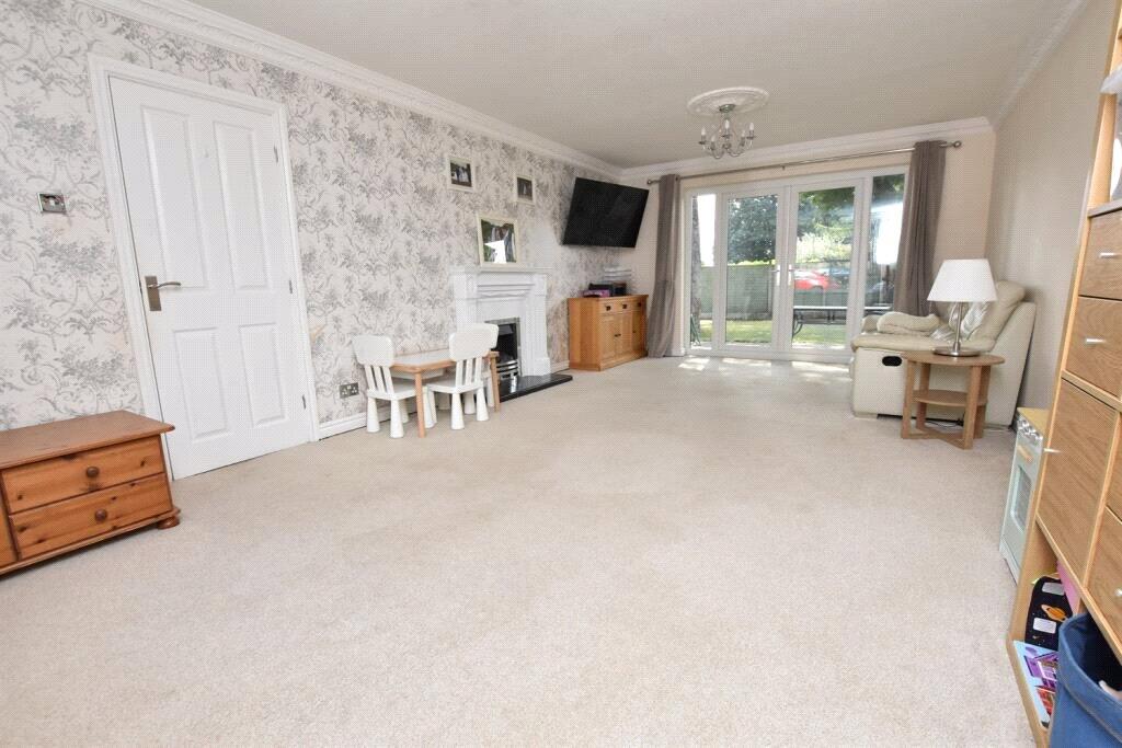 Church Avenue, Sutton-in-Ashfield, Nottinghamshire, NG17 photo 3