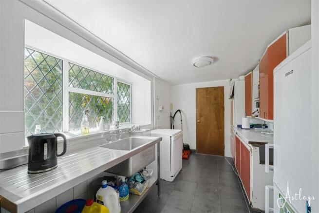 Old gallery kitchen