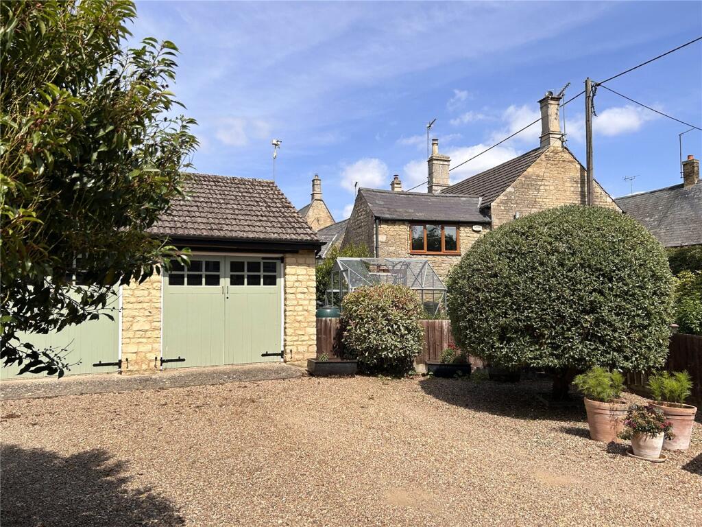 Main image of property: High Street, Brigstock, Northamptonshire