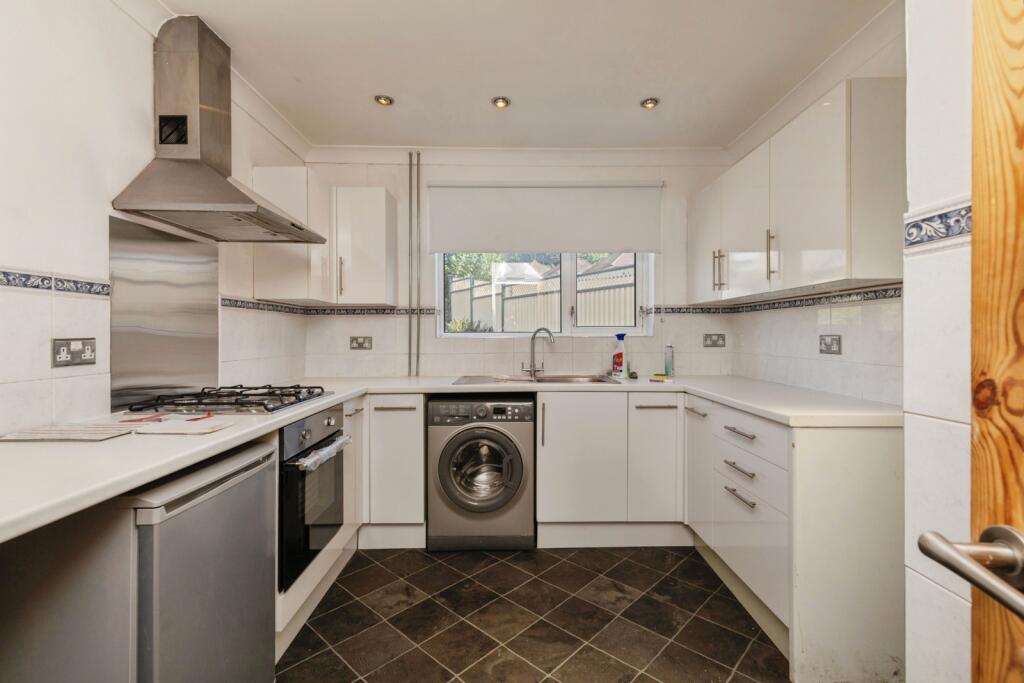 House in Bristol, Lawrence Weston - View 2