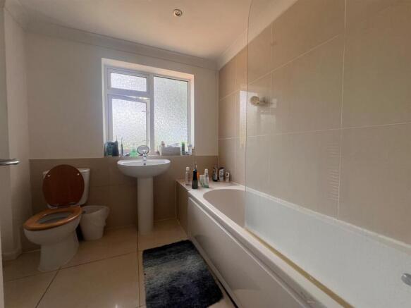 Bathroom 26