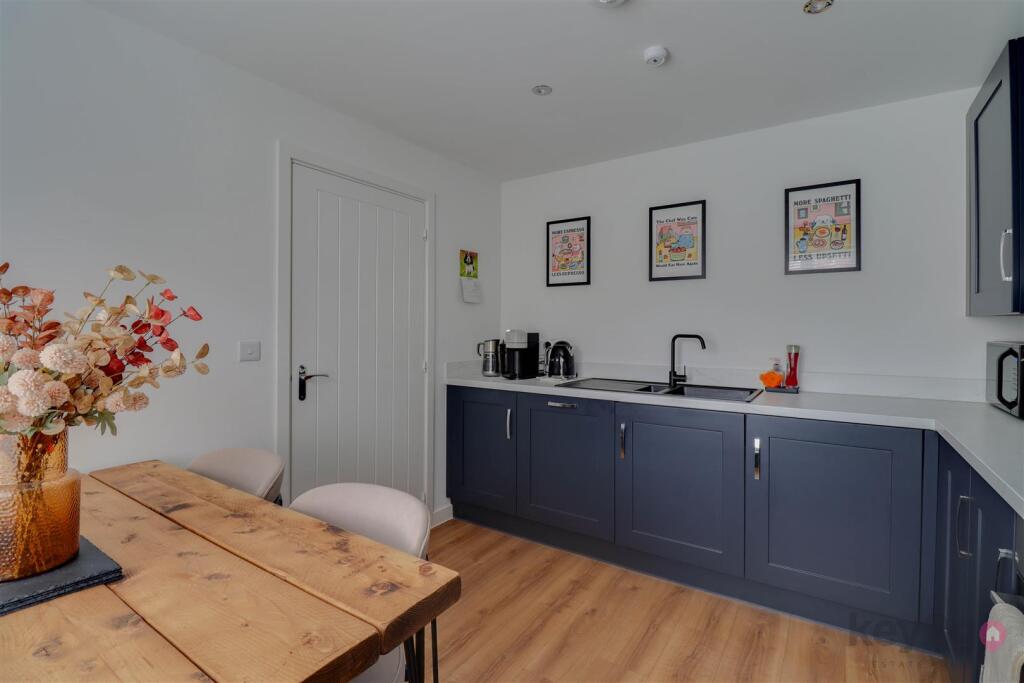 House in Sheffield - View 4