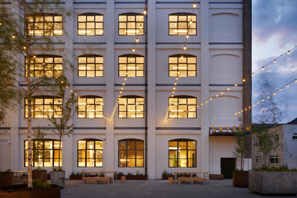 Laszlo Courtyard