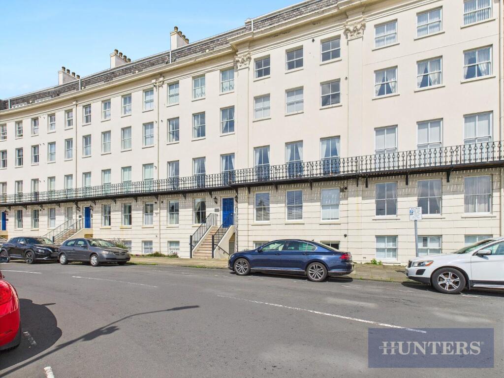 Apartment in Scarborough, St Nicholas Cliff, South Cliff - View 5