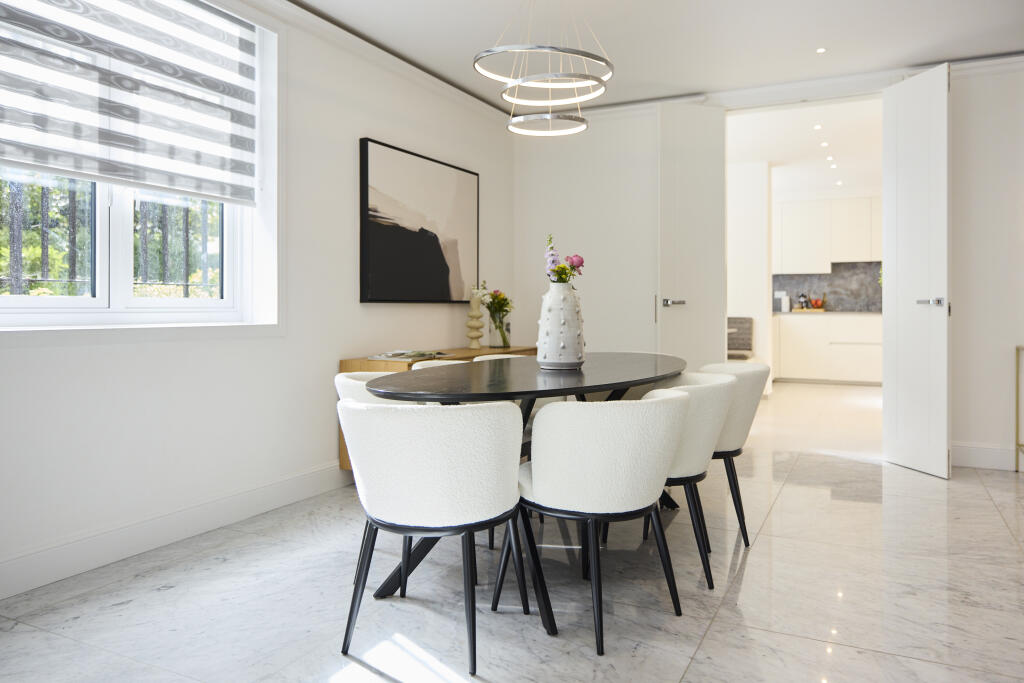 Apartment in London - More