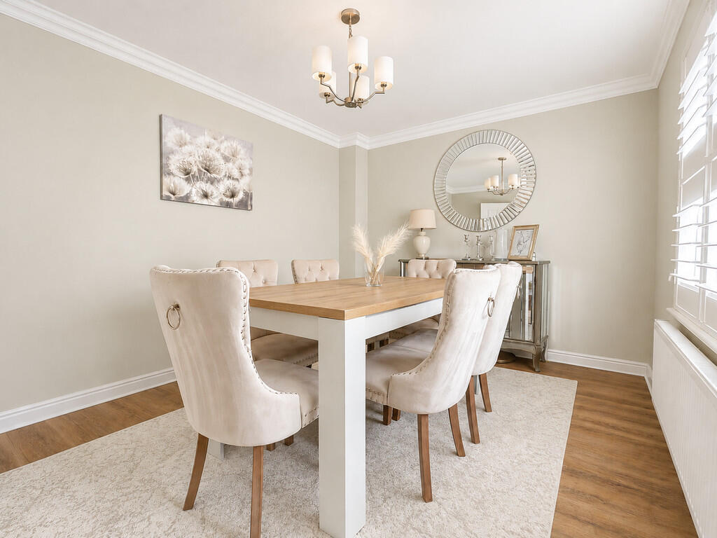 Wilkin Drive, Tiptree photo 4