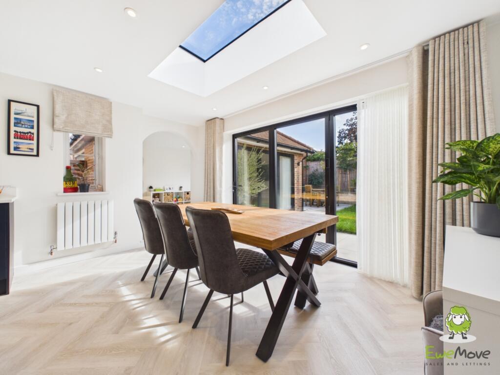 House in Basingstoke and Deane, Vyne Park, Bramley - View 4