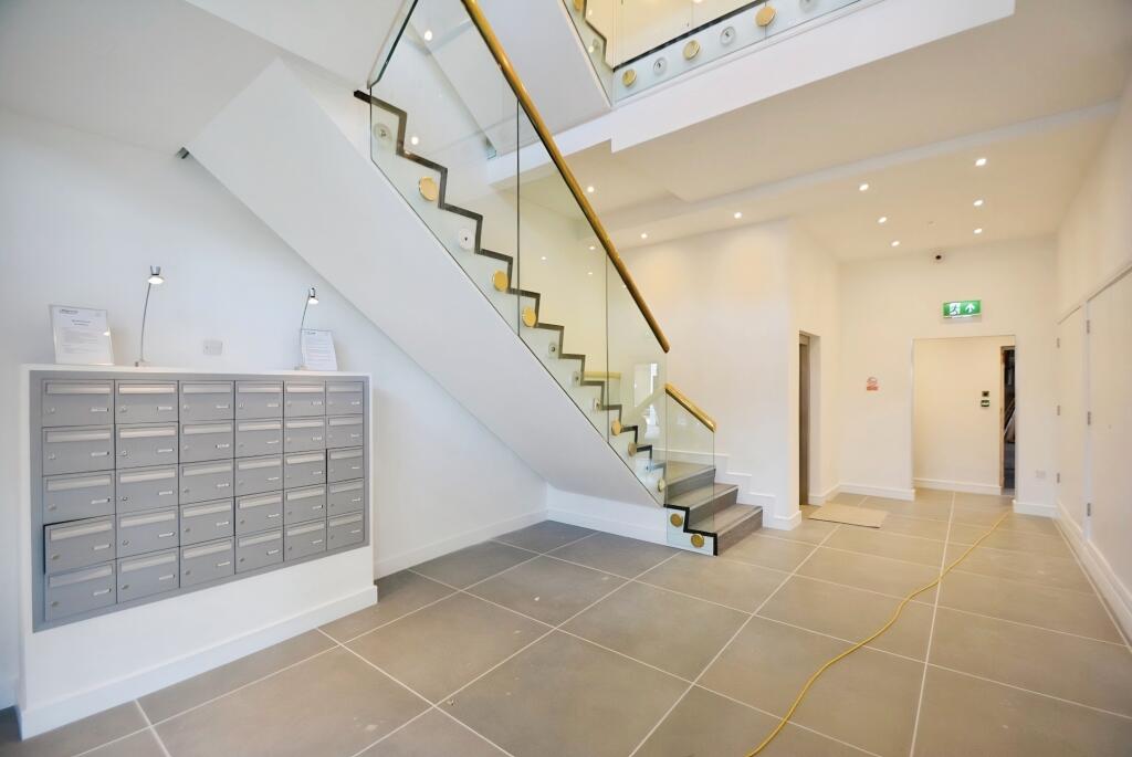 Apartment in Peterborough, City of Peterborough - View 3