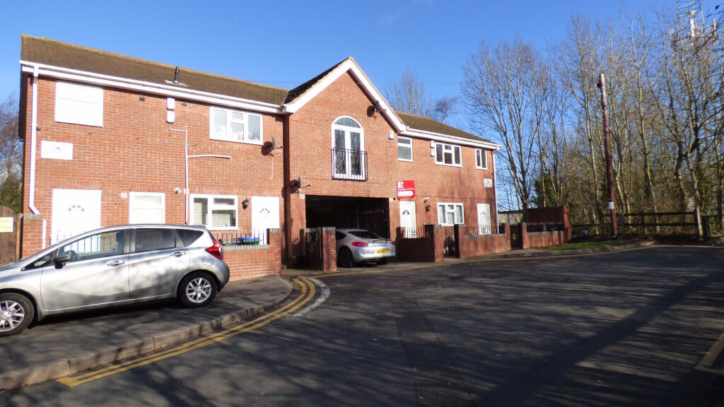 Main image of property: East Avenue, Tividale, Oldbury, West Midlands, B69