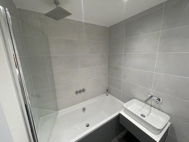 House in Leicester - View 3