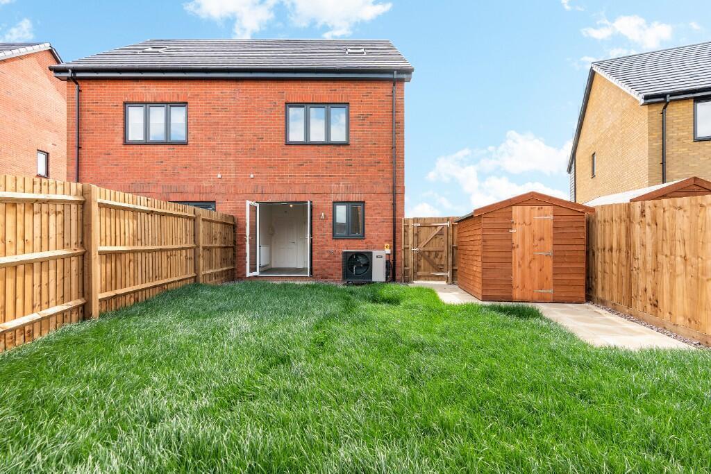 House in Milton Keynes - View 4