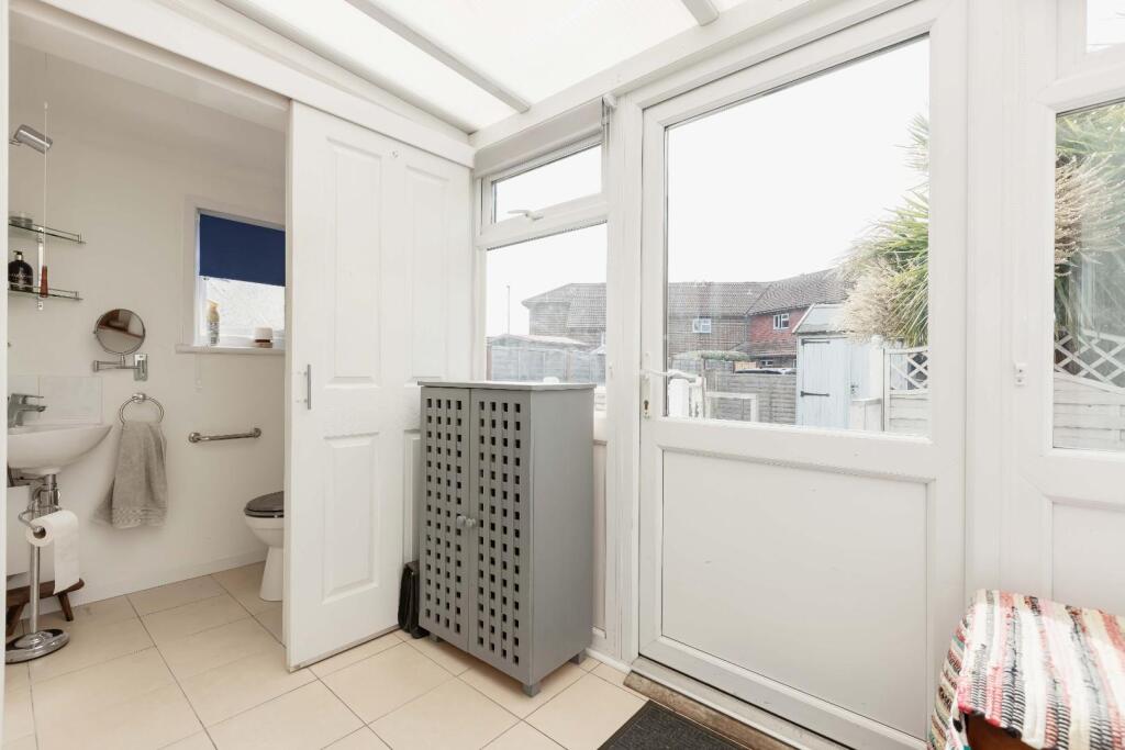 Freshbrook Road, Lancing photo 4