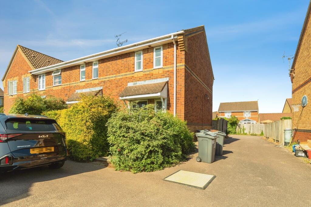 Main image of property: Augustus Gate, Stevenage, Hertfordshire, SG2