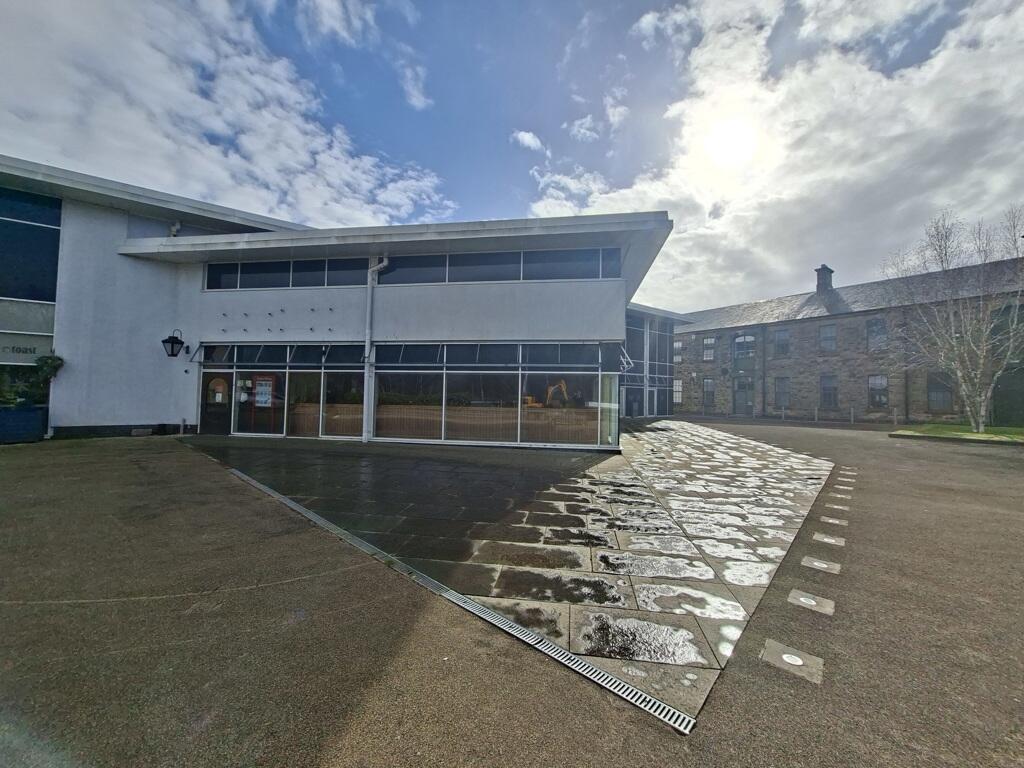 Main image of property: Unit 2b, Forthside Way, Stirling, FK8 1QZ