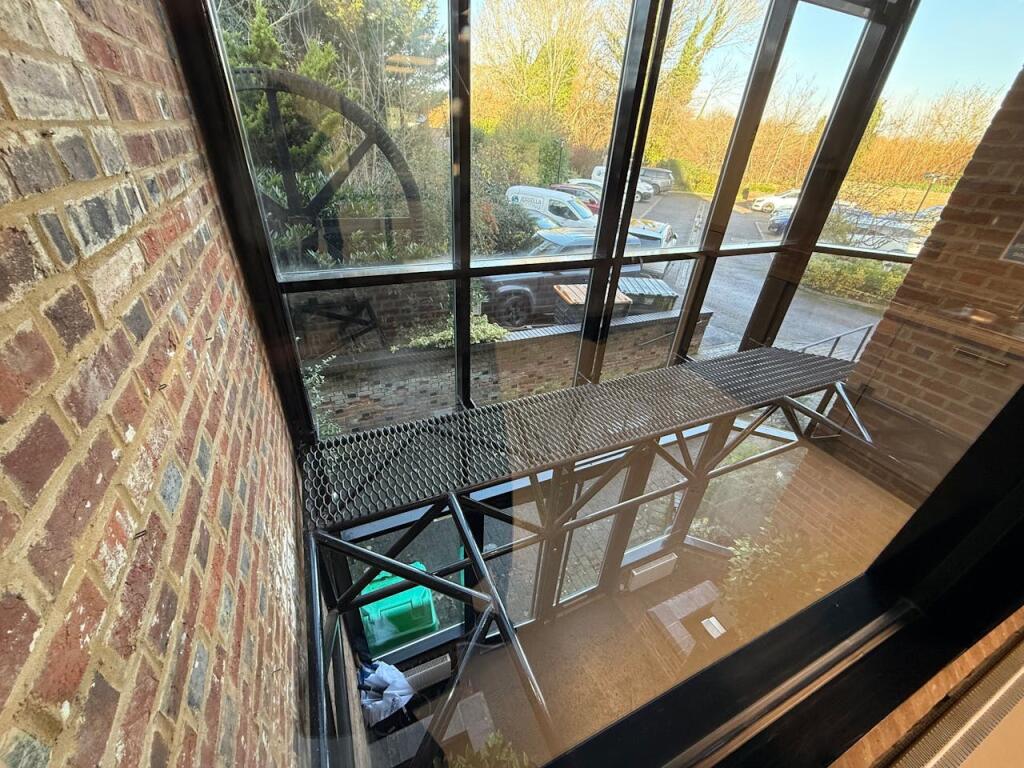 Additional image 5 of Park Mill, Burydell Lane, Park Street, St Albans, AL2 2EZ