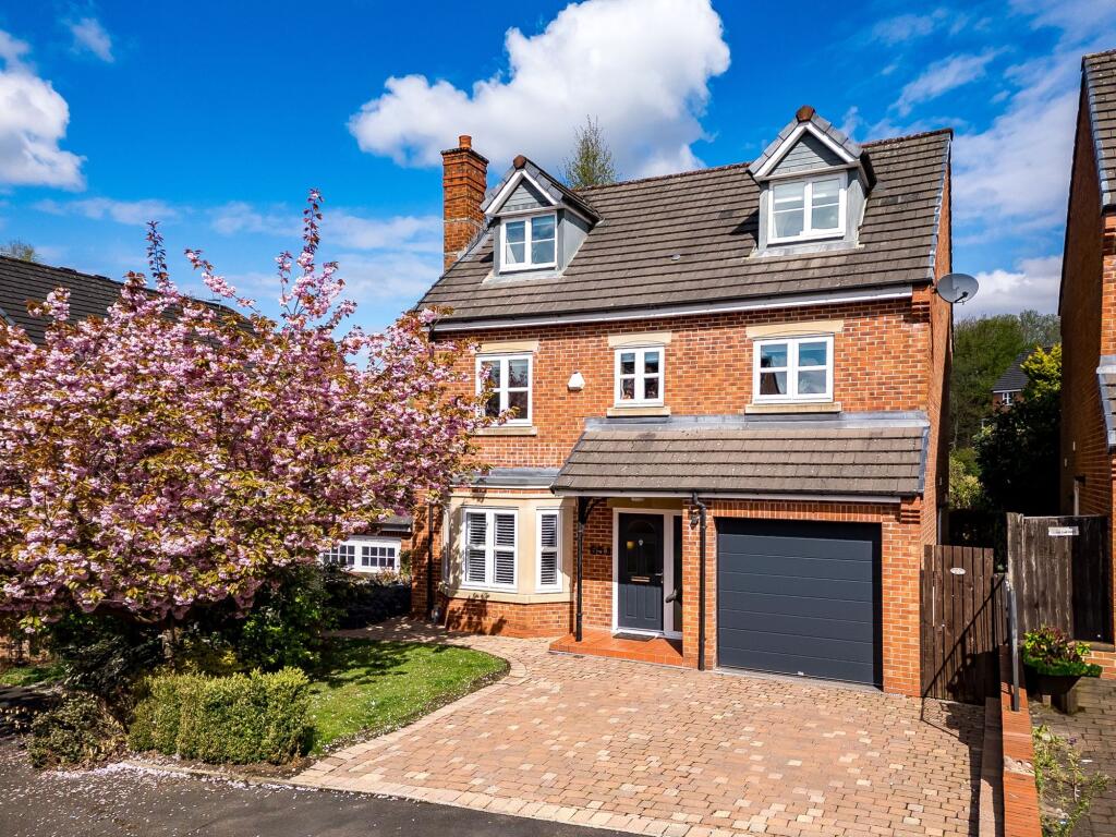 Main image of property: Kingsbury Close, Tottington