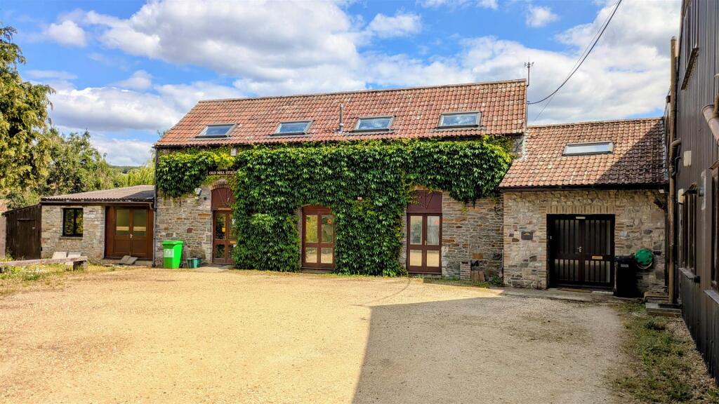 Main image of property: Mead Lane, Saltford