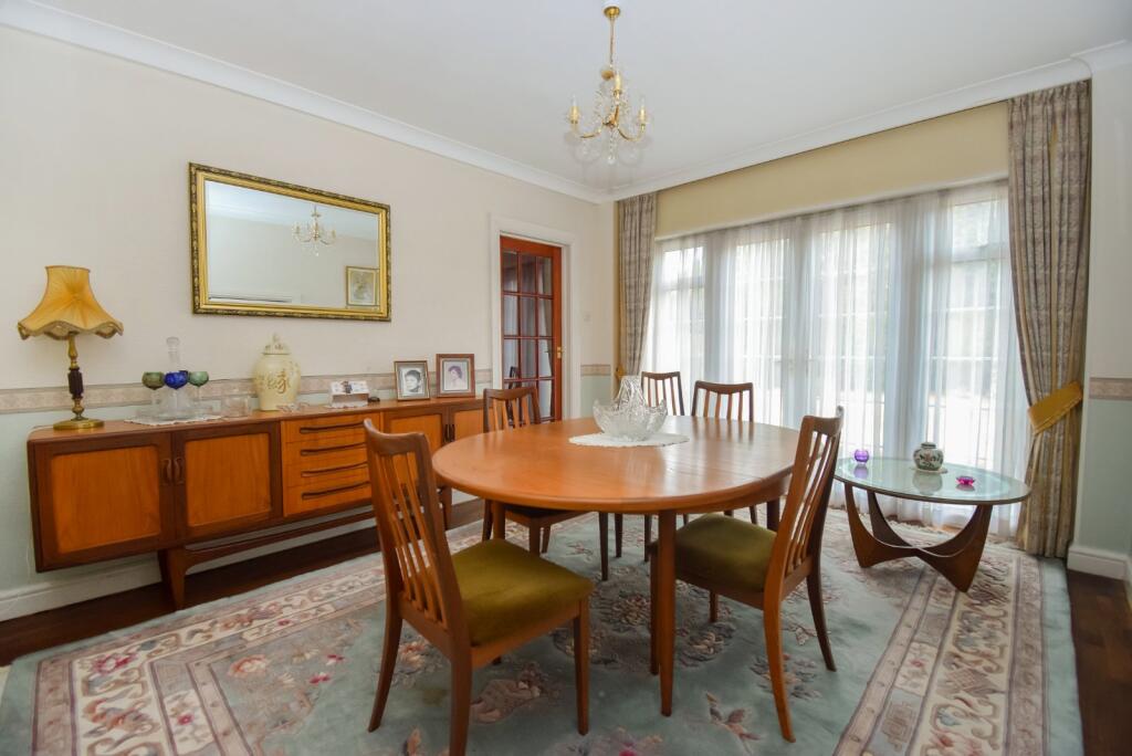 House in Slough - View 5