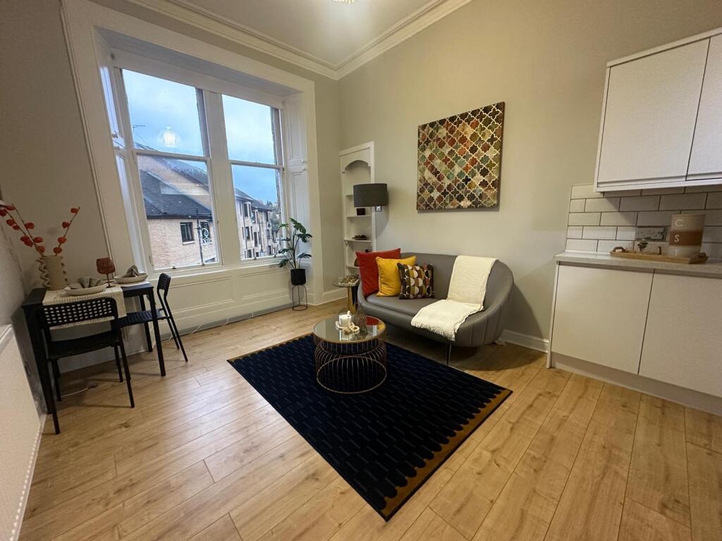 Apartment in Bearsden, Hillfoot, East Dunbartonshire - View 2