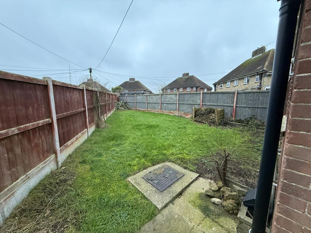Bemerton Gardens, Kirby Cross, Frinton-on-Sea, CO13 photo 2