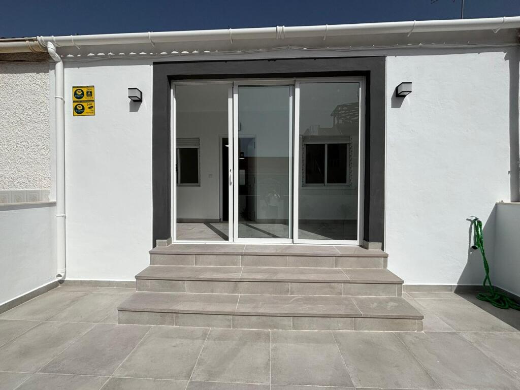 Main image of property: Valencia, Alicante, Torrevieja