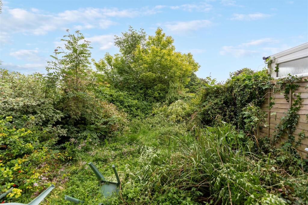 Coleridge Crescent, Goring-By-Sea photo 3