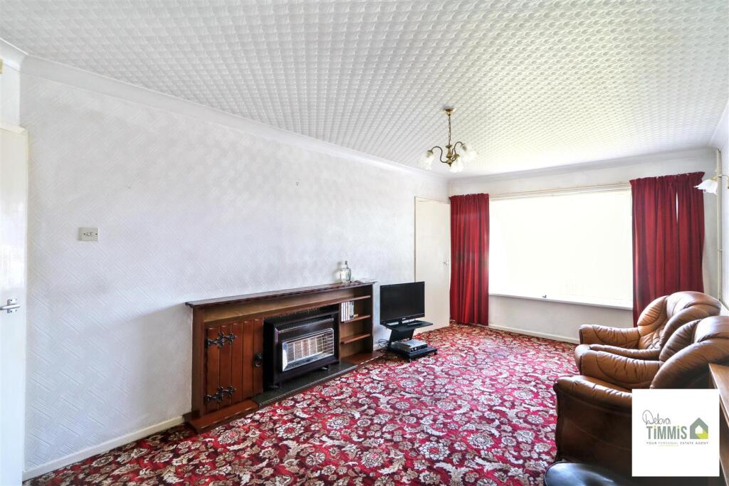 House in Stoke-on-Trent - View 2