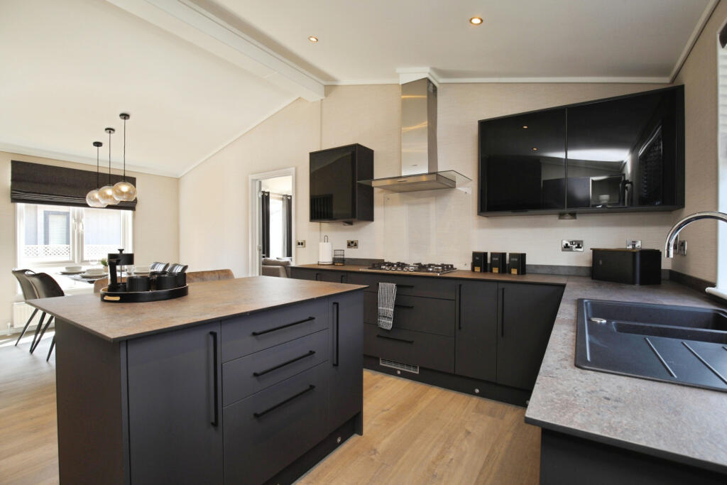 Andover, Hampshire, SP11 photo 2