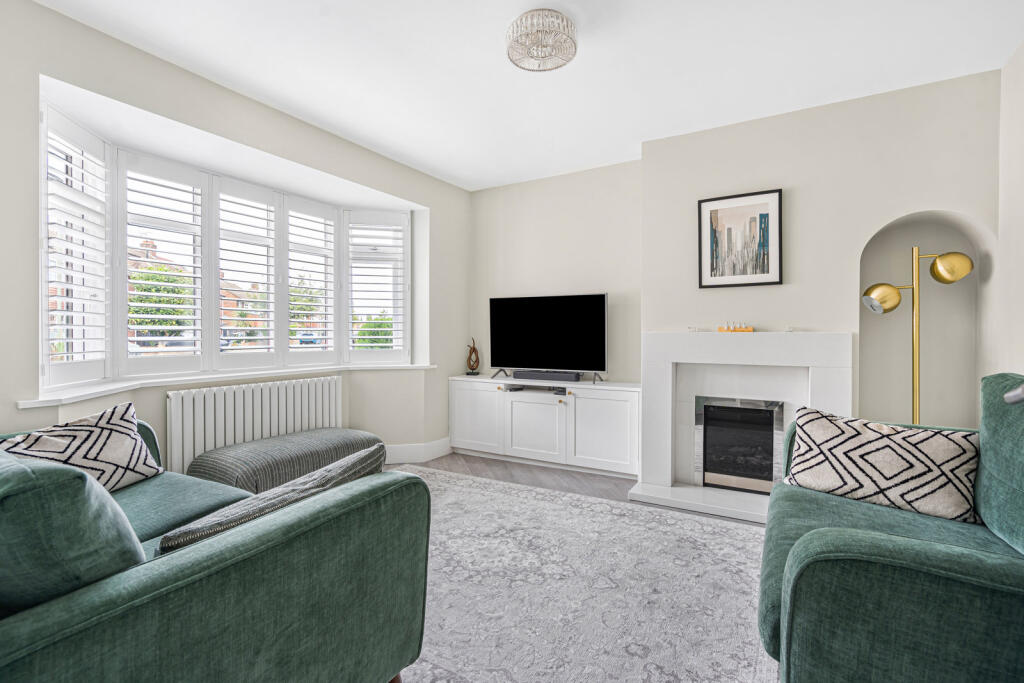House in Twickenham - View 2