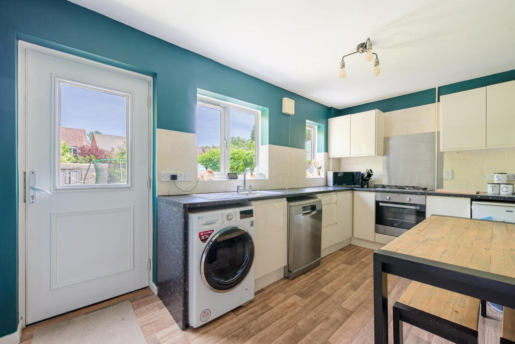Priorslee Road, Freeston Terrace, St. Georges photo 3
