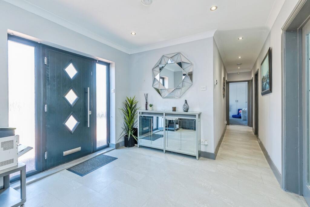 House in Gravesham, Higham - View 4