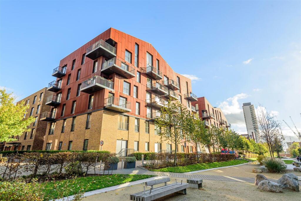 Main image of property: Whiting Way, Surrey Quays SE16