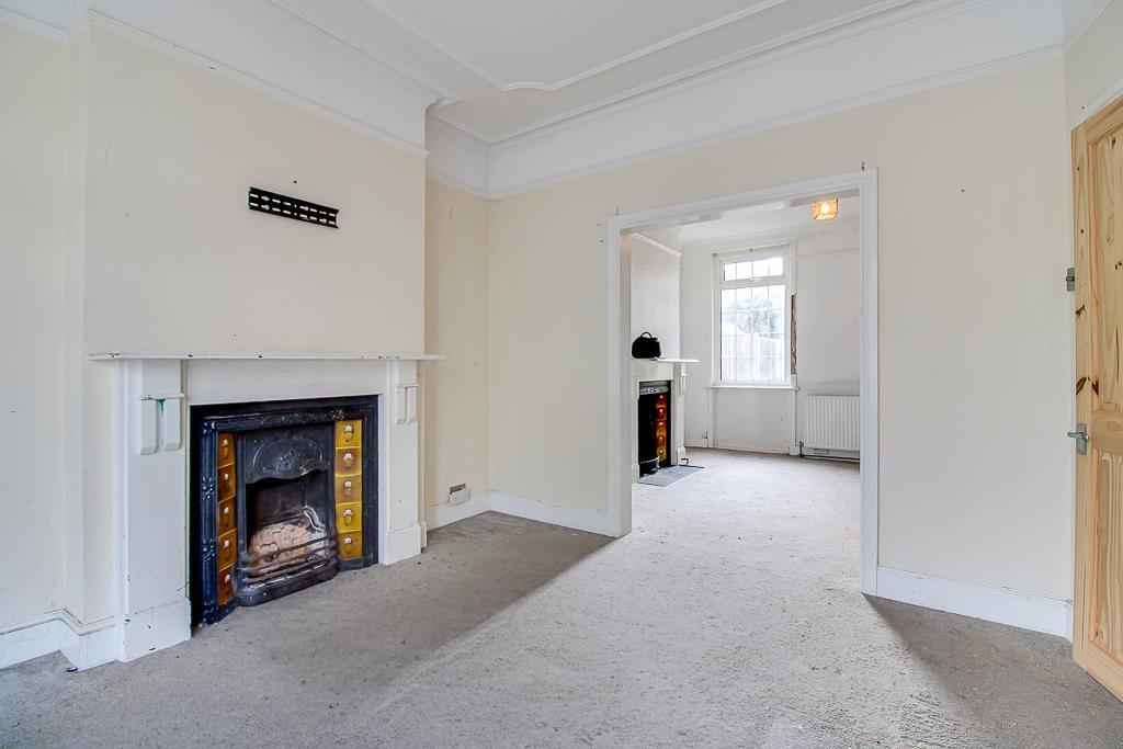 House in Southend-on-Sea - View 3