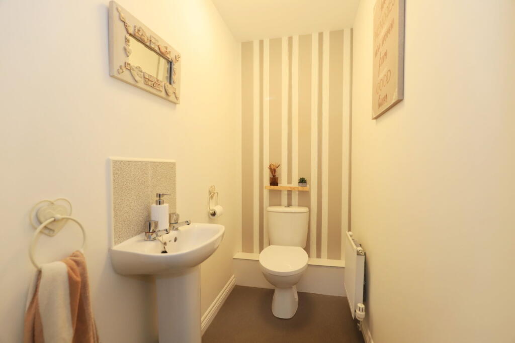 House in Walsall, West Midlands - View 5