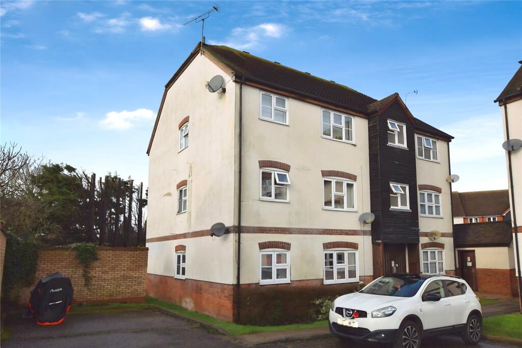 Main image of property: Thornborough Avenue, South Woodham Ferrers, Chelmsford, Essex, CM3