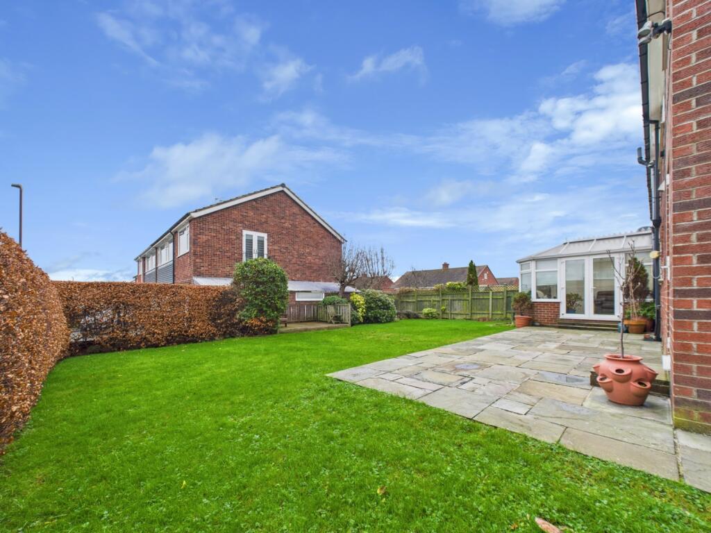 Ellersmere Gardens, North Shields,  NE30 photo 3