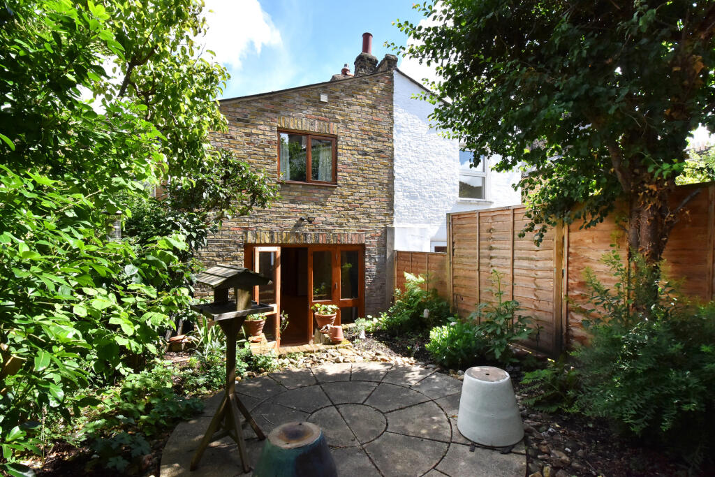 3 bedroom terraced house for rent